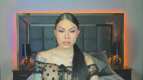 Snapshot of emmilysantibanez chatting on December 2024 01:49:01 PM Emmily Santibaez online show from December 2024 01:49:01 PM