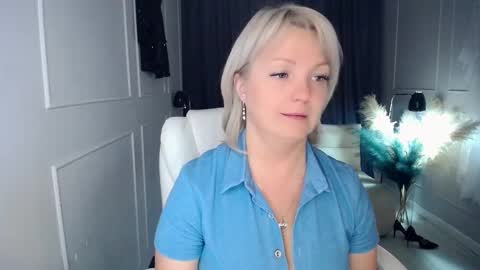 Snapshot of emmmam chatting on September 2025 07:52:01 PM emmmam online show from September 2025 07:52:01 PM