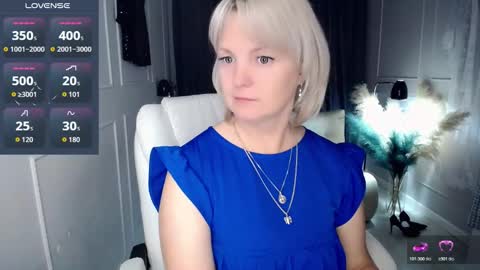 Snapshot of emmmam chatting on November 2025 10:06:01 AM emmmam online show from November 2025 10:06:01 AM