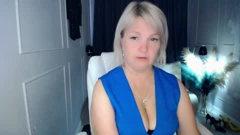 emmmam online show from May 2026 09:28:01 AM