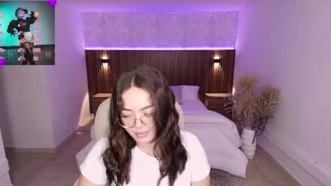 Snapshot of emmy_walker1 chatting on March 2025 11:09:02 AM Emmy Walker online show from March 2025 11:09:02 AM