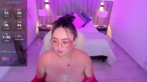 Snapshot of emmy_walker1 chatting on October 2025 11:07:02 AM Emmy Walker online show from October 2025 11:07:02 AM