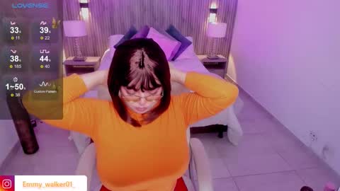 Snapshot of emmy_walker1 chatting on October 2025 11:09:01 AM Emmy Walker online show from October 2025 11:09:01 AM