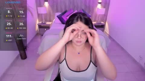 Snapshot of emmy_walker1 chatting on October 2025 11:00:02 AM Emmy Walker online show from October 2025 11:00:02 AM