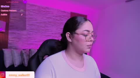 Snapshot of emmy_walker1 chatting on November 2025 10:58:02 AM Emmy Walker online show from November 2025 10:58:02 AM