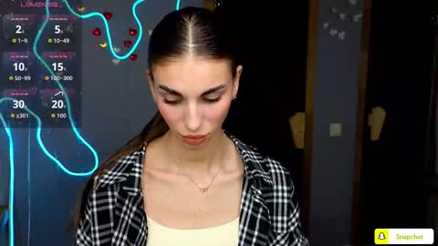 Snapshot of emmygreans chatting on September 2025 11:36:01 AM Emmy online show from September 2025 11:36:01 AM