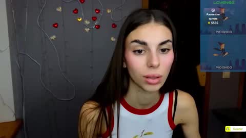 Snapshot of emmygreans chatting on October 2025 05:43:02 AM Emmy online show from October 2025 05:43:02 AM