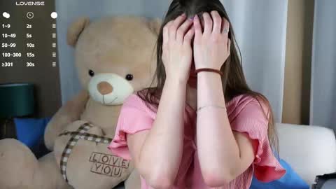 Emmy online show from November 2025 01:16:02 AM