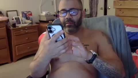 Snapshot of emoney04 chatting on October 2025 08:53:01 AM emoney04 online show from October 2025 08:53:01 AM