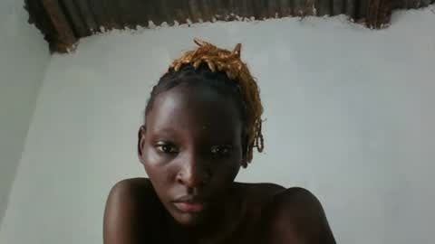 Snapshot of empress_ivy1 chatting on June 2026 07:33:02 AM empress_ivy1 online show from June 2026 07:33:02 AM