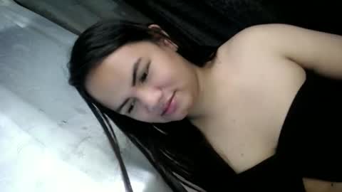 empressrheo online show from February 2026 04:13:02 AM