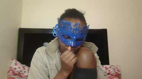 Snapshot of empressvee24 chatting on November 2025 09:46:02 PM vee online show from November 2025 09:46:02 PM