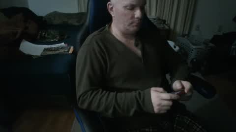 Snapshot of emsguy1 chatting on January 2025 05:41:02 AM Matt online show from January 2025 05:41:02 AM