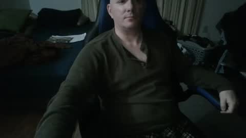 Snapshot of emsguy1 chatting on January 2025 05:12:01 AM Matt online show from January 2025 05:12:01 AM