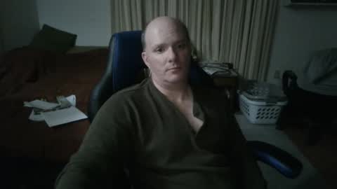 Snapshot of emsguy1 chatting on February 2025 06:42:02 AM Matt online show from February 2025 06:42:02 AM