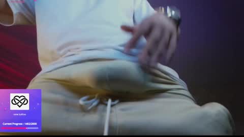 emveeboy96 online show from April 2026 06:14:02 PM