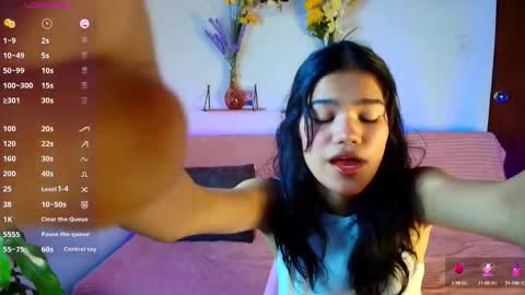 Snapshot of emycarver09 chatting on October 2025 12:13:02 PM emycarver09 online show from October 2025 12:13:02 PM