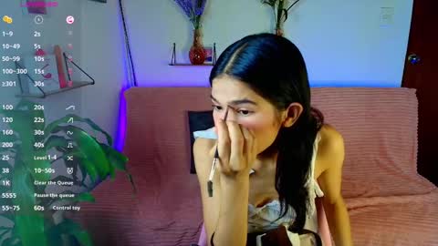 Snapshot of emycarver09 chatting on October 2025 12:14:02 PM emycarver09 online show from October 2025 12:14:02 PM