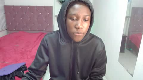 emyfuckpussy online show from October 2025 12:17:02 PM