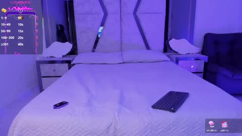 Snapshot of emysilver chatting on March 2025 04:07:02 PM Emy Silver online show from March 2025 04:07:02 PM