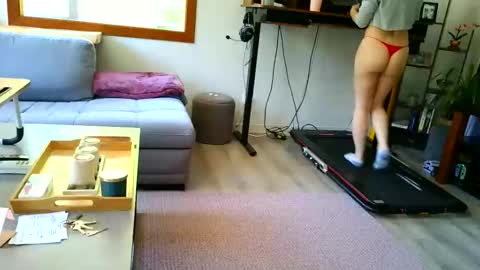 emyxxl online show from June 2026 02:33:01 PM