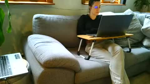 emyxxl online show from June 2026 12:09:02 PM
