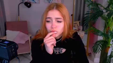 Snapshot of enchanted_bella chatting on March 2026 10:30:02 AM enchanted_bella online show from March 2026 10:30:02 AM