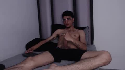 endrick_23 online show from February 2026 05:26:02 AM