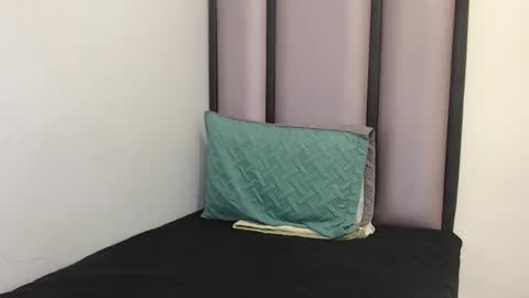 endrick_23 online show from February 2026 04:13:01 AM