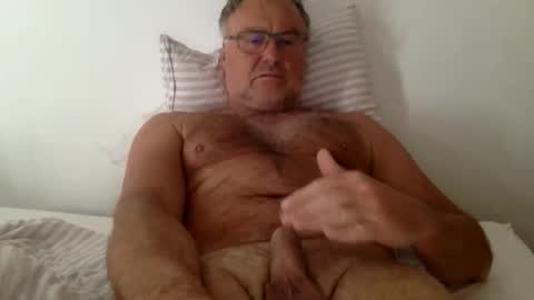 Snapshot of endurado chatting on April 2026 11:30:02 AM endurado online show from April 2026 11:30:02 AM