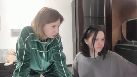 Snapshot of endycorry chatting on April 2026 09:46:01 PM endycorry online show from April 2026 09:46:01 PM