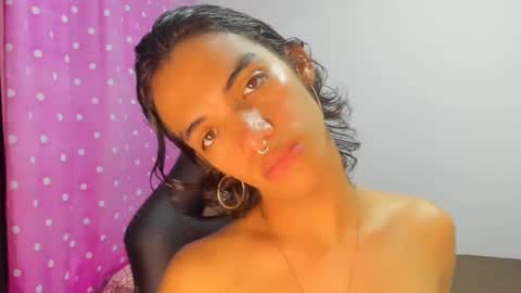 engel20042001 online show from December 2024 04:01:02 AM