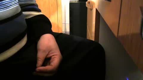 engin_83 online show from April 2026 12:08:01 AM