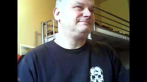 englishguysurrey online show from November 2025 12:05:02 PM