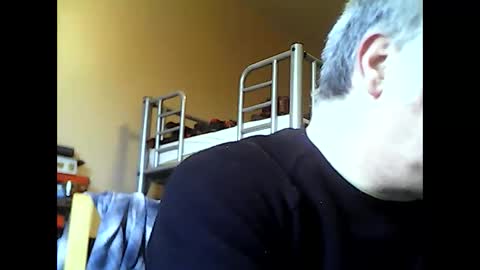 englishguysurrey online show from April 2026 05:59:01 AM