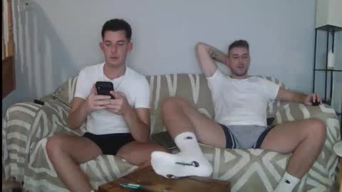 Englishladxxx online show from September 2025 08:33:02 PM