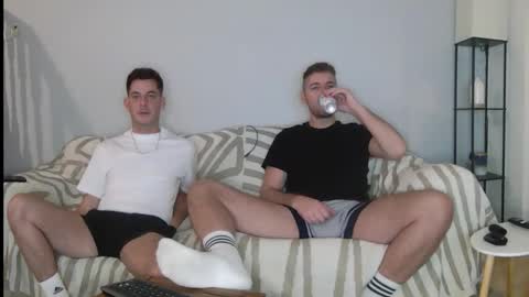 Englishladxxx online show from November 2025 06:21:01 PM