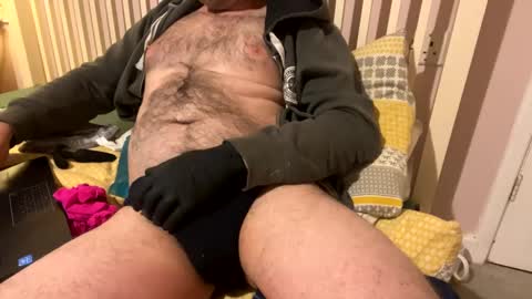 Snapshot of englishshyguyuk chatting on December 2024 08:28:01 PM englishshyguyuk online show from December 2024 08:28:01 PM