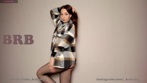 Snapshot of enjoyment019 chatting on January 2025 12:58:01 PM  Alex  Kate  INSTAGRAM katii44   online show from January 2025 12:58:01 PM