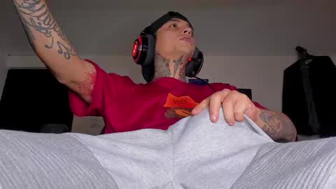 enjoymycock99 online show from December 2024 04:20:02 AM