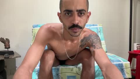 Snapshot of enjoythetrip chatting on December 2024 09:23:01 AM Luke online show from December 2024 09:23:01 AM