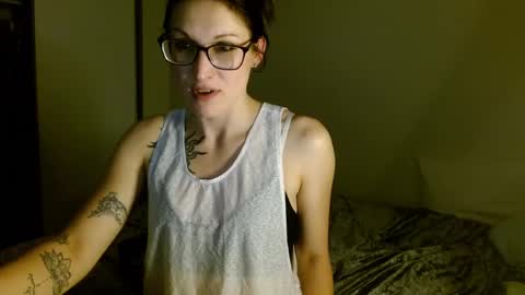 Snapshot of enjoyyoself chatting on March 2026 07:42:01 AM enjoyyoself online show from March 2026 07:42:01 AM