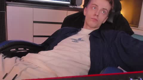 Enker online show from December 2024 09:40:02 PM