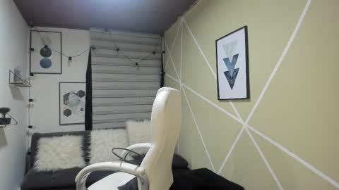 Snapshot of enma_clark chatting on September 2025 04:14:02 AM Enma clark online show from September 2025 04:14:02 AM