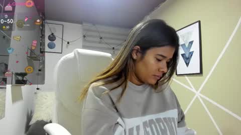 Snapshot of enma_clark chatting on November 2025 02:32:02 AM Enma clark online show from November 2025 02:32:02 AM