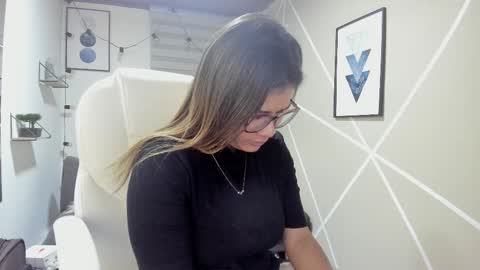 Snapshot of enma_clark chatting on November 2025 03:39:02 AM Enma clark online show from November 2025 03:39:02 AM