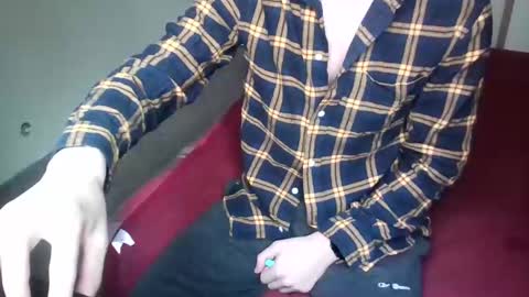 Snapshot of enoch98 chatting on March 2025 09:42:01 AM enoch98 online show from March 2025 09:42:01 AM