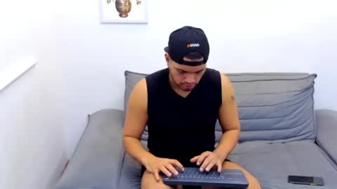 enrique online show from January 2025 04:50:02 AM