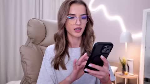 entya online show from November 2025 06:58:02 AM