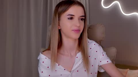 Snapshot of entya chatting on February 2026 06:50:01 AM entya online show from February 2026 06:50:01 AM